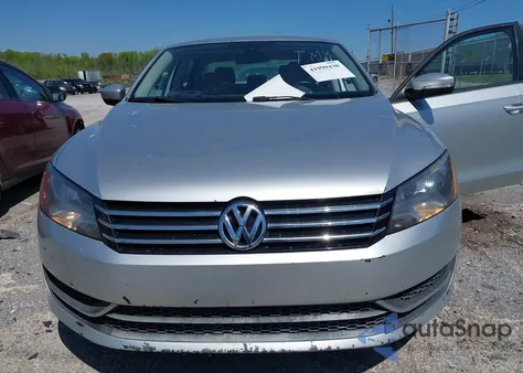 2015 Volkswagen Passat 1.8T Wolfsburg Edition from USA, damaged, VIN 1VWAS7A31FC009620